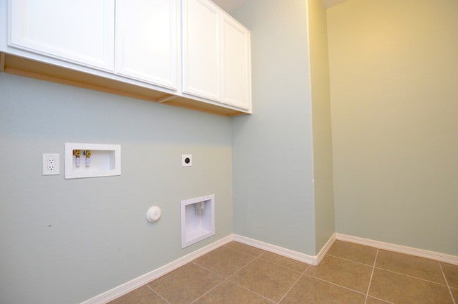 Building Photo - Encore at Eastmark!