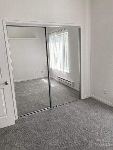 Room Number 1 - 2485 Creekside Ct