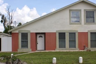 Building Photo - 7526 Carrier Rd