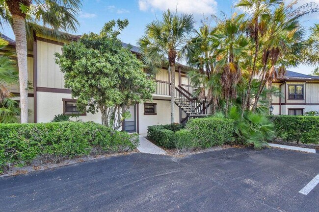 Primary Photo - 13334 Polo Club Rd