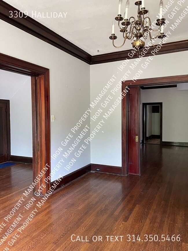 Building Photo - 3309 Halliday-