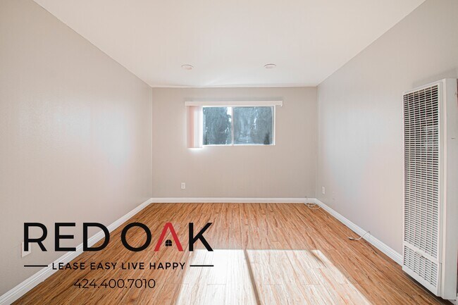 Building Photo - 6819 Laurel Canyon Blvd