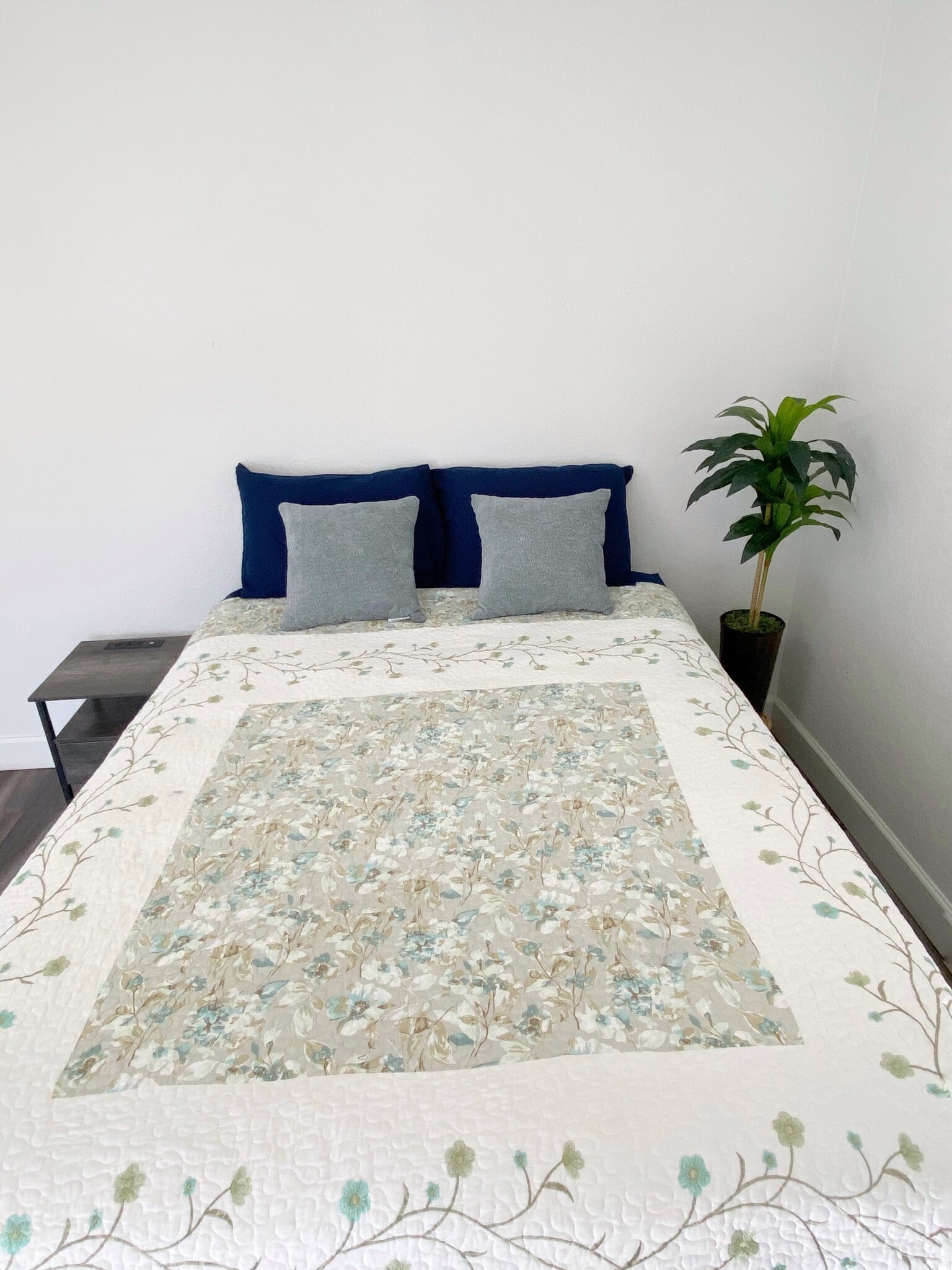 Building Photo - 416 N Lee Ave