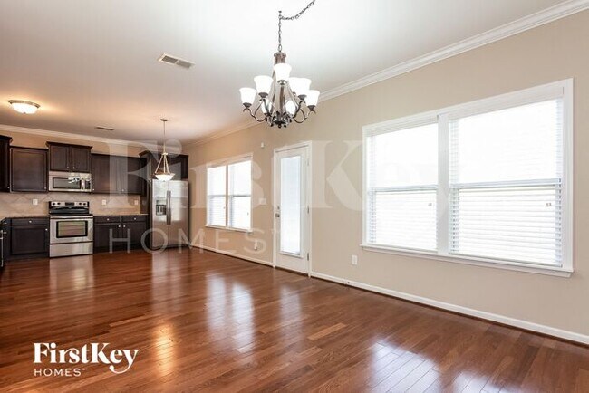 Building Photo - 129 Collenton Ln