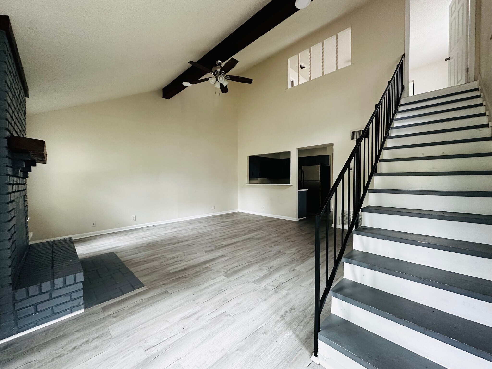 Building Photo - 1205 W Texas St