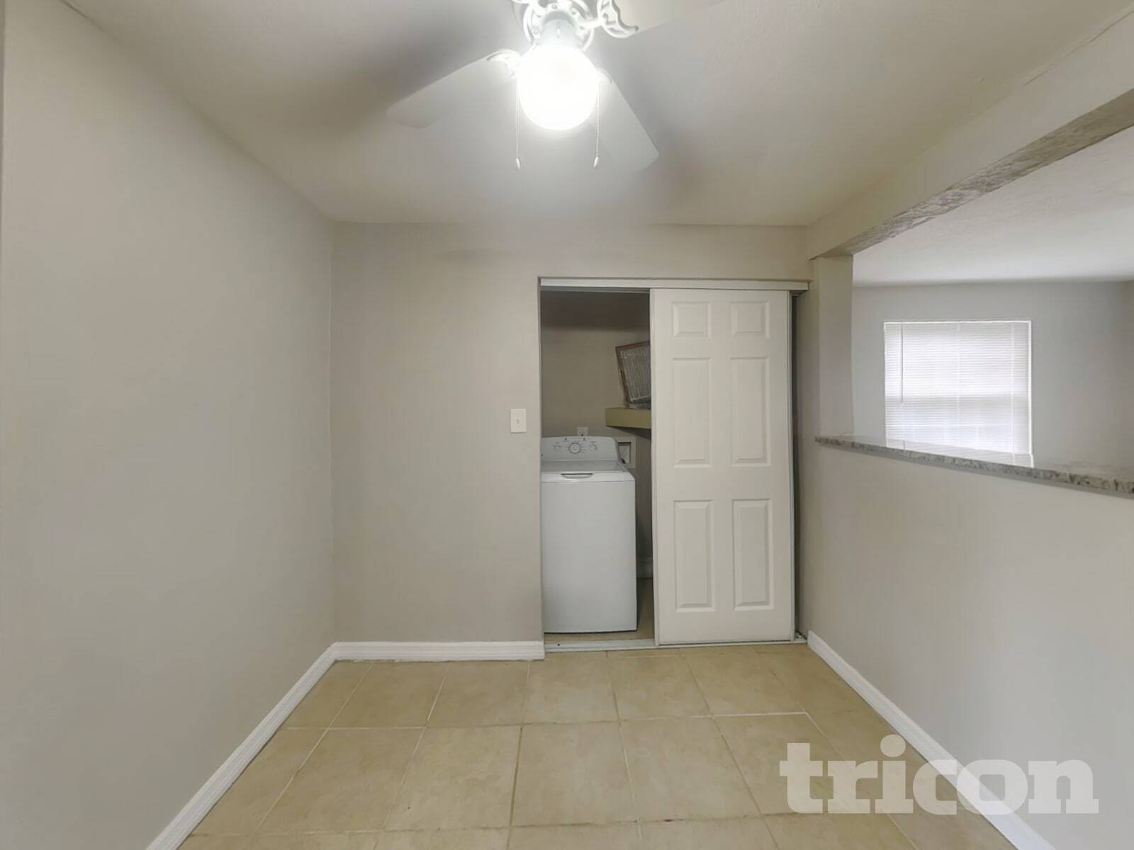 Building Photo - 8636 Oriole Ln