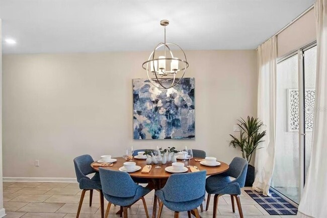 Building Photo - 4965 Windermere Ave