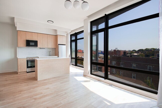 Building Photo - 11 Herkimer St