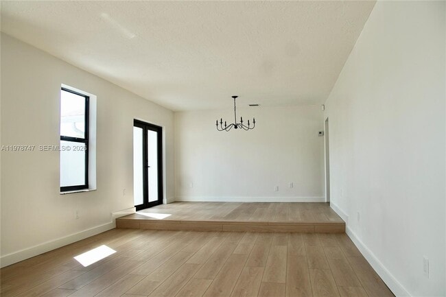 Building Photo - 12504 SW 99th Ave