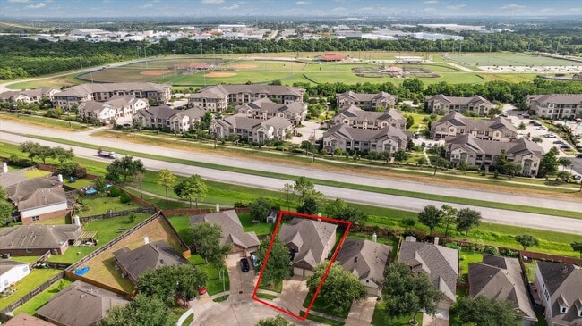 Building Photo - 13013 Fair Breeze Ln