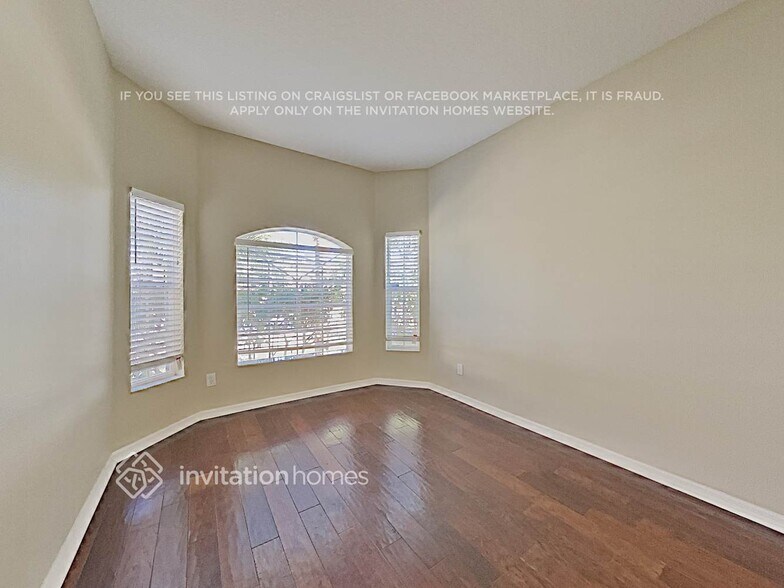 Building Photo - 9156 Lake Avon Dr