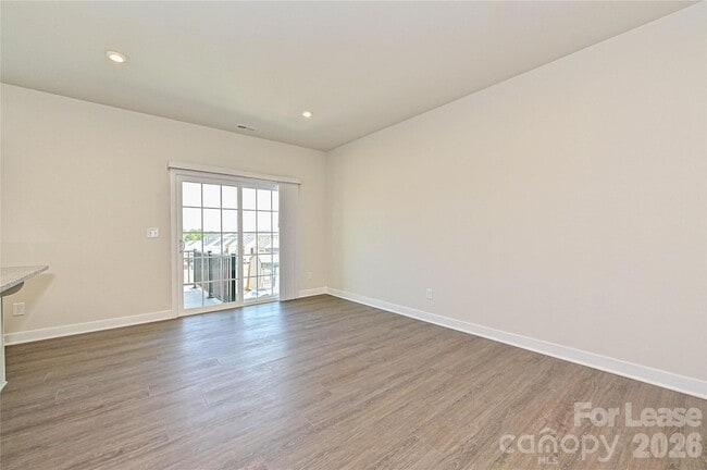 Building Photo - 7637 Griffins Gate Dr SW