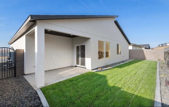 Building Photo - 6646 W 24th Ave