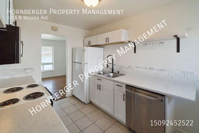 Building Photo - 3316 N Nevada St