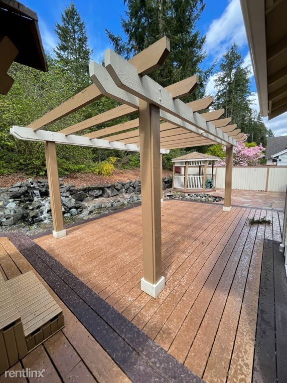 Building Photo - 4 br, 2.5 bath House - 18814 88th Avenue East