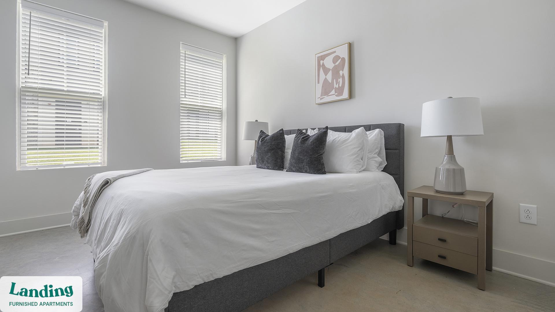 Building Photo - 404 W 26th St