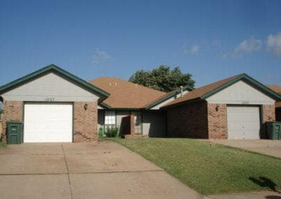 Primary Photo - 1325 Pennington Ave