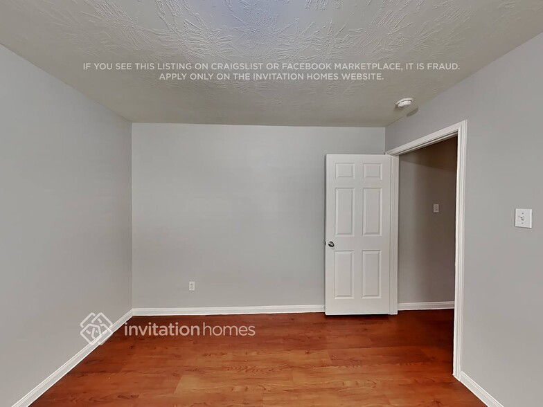 Building Photo - 18822 Dennington Dr