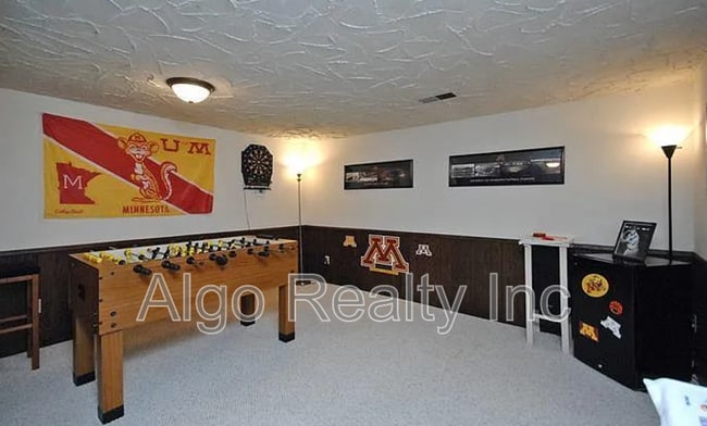 Building Photo - 7268 Sunnyslope Dr