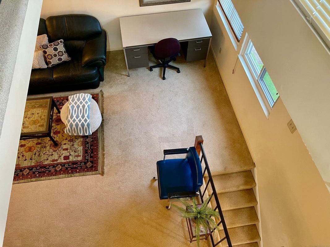 Building Photo - 300 Brittany Farms Rd