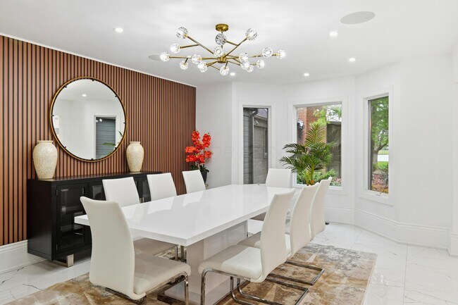 Building Photo - 8661 Craigston Ct