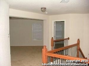 Building Photo - 823 Point Cove