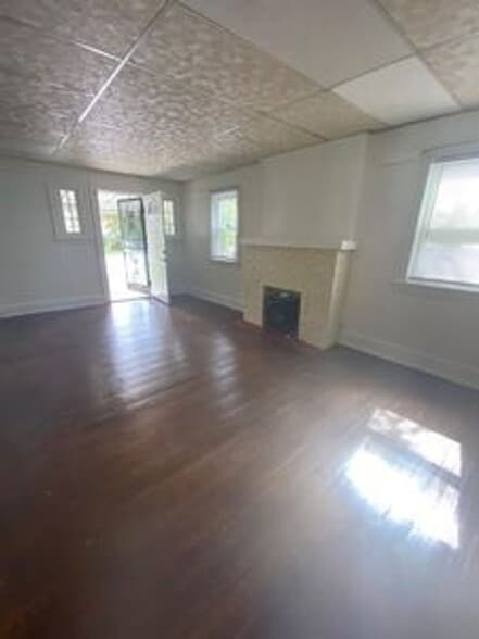Building Photo - 1232 Herman Ave
