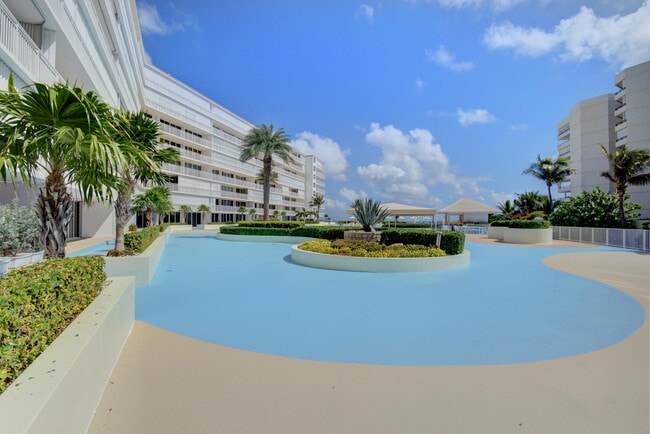 Building Photo - 3546 S Ocean Blvd
