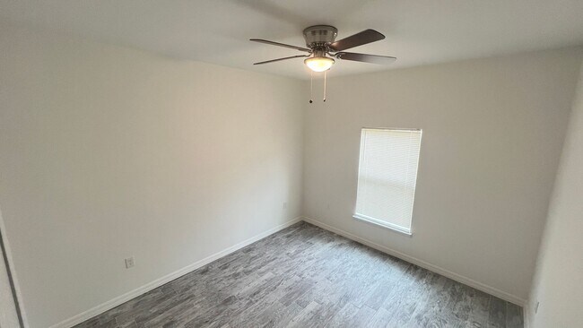 Building Photo - GORGEOUS Bedroom, 2 Bathroom Home in Palm Bay!!