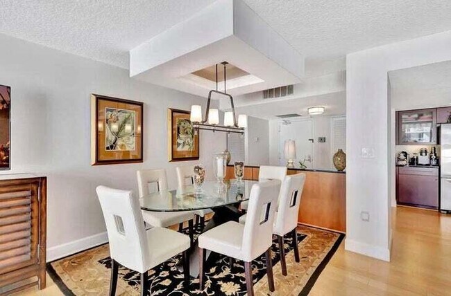 Building Photo - 4200 N Ocean Dr