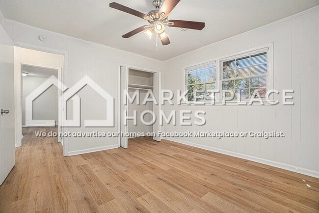 Building Photo - 2637 Shannon Dr