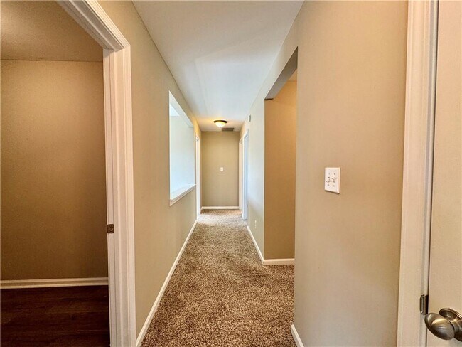 Building Photo - 1169 Harvest Brook Dr NE