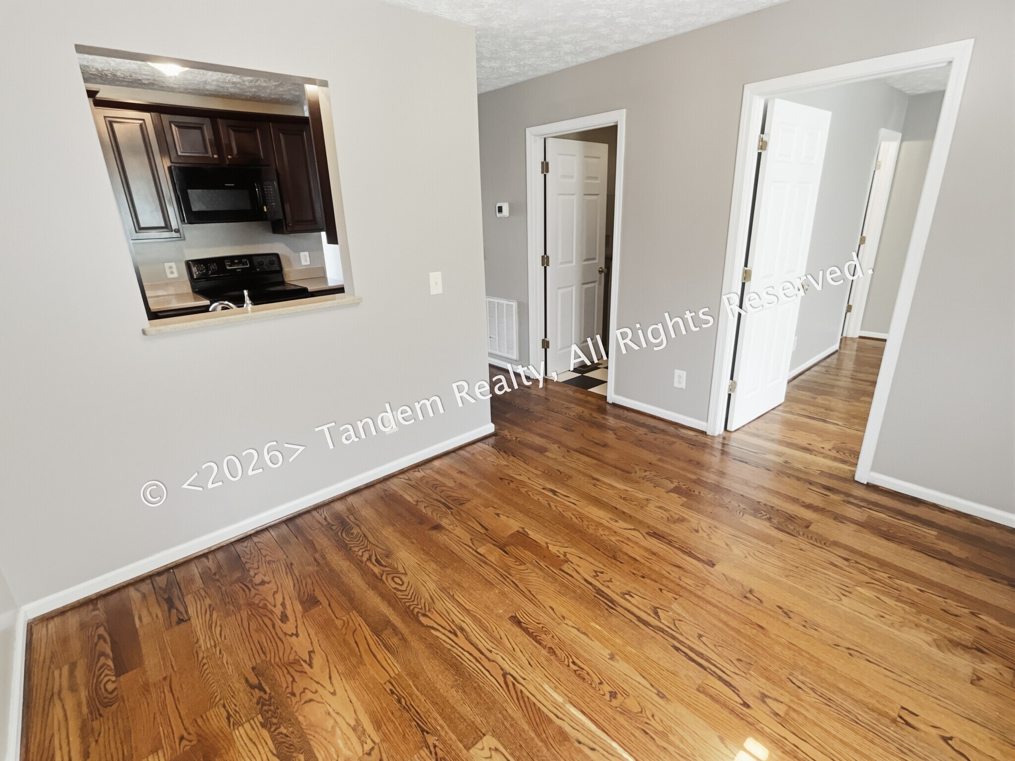 Building Photo - 1525 Luton St