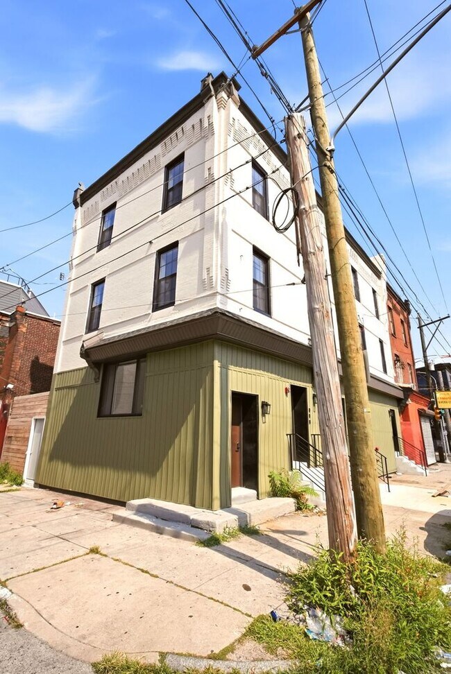 Building Photo - 1720 N 24th St