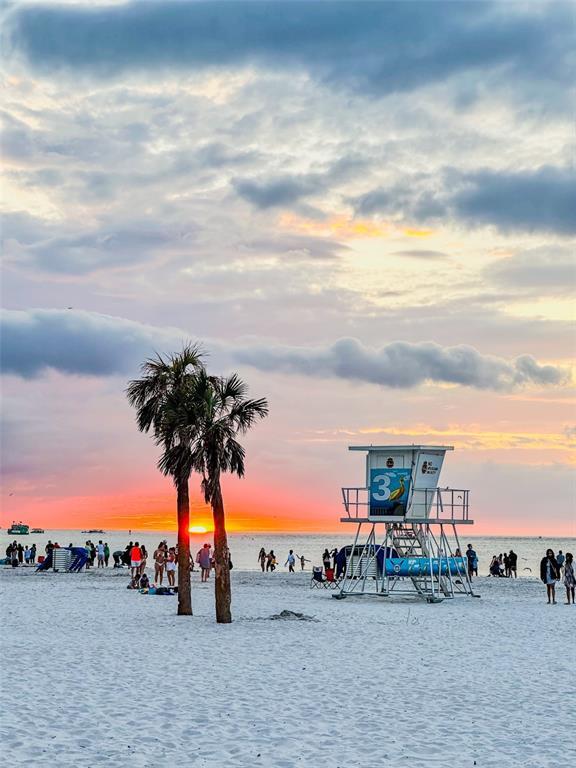 Building Photo - 701 S Madison Ave