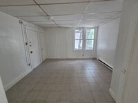 Building Photo - 435 N 6th St