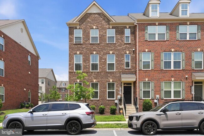 Building Photo - 10993 Oswestry St