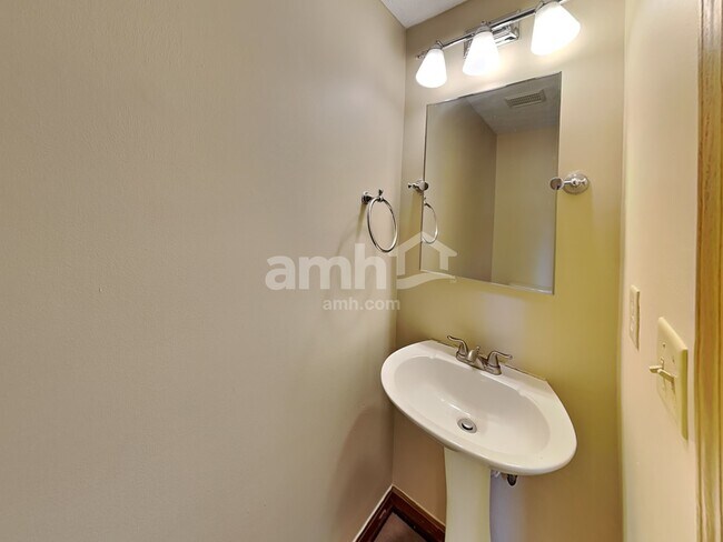 Building Photo - 172 Steiger Ct