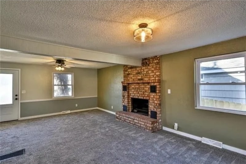 Building Photo - 711 S Northern Blvd