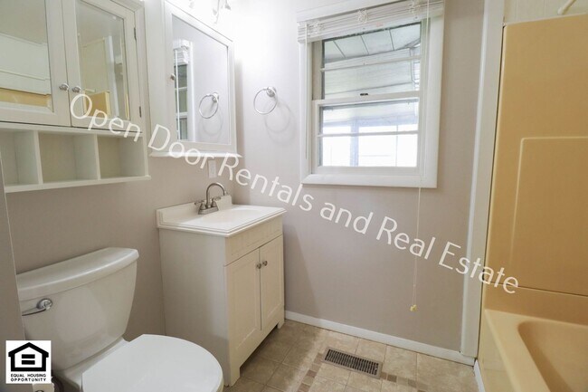 Building Photo - 3 bedroom home now available