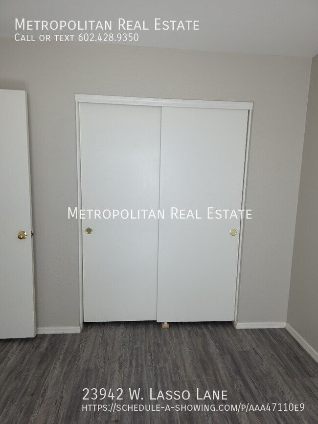 Building Photo - 23942 W Lasso Ln