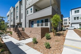Building Photo - 2509 Silent Vw Ave