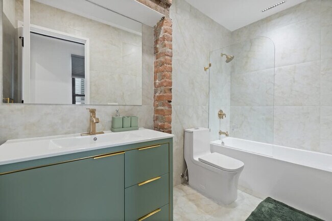 Building Photo - 115 Franklin St