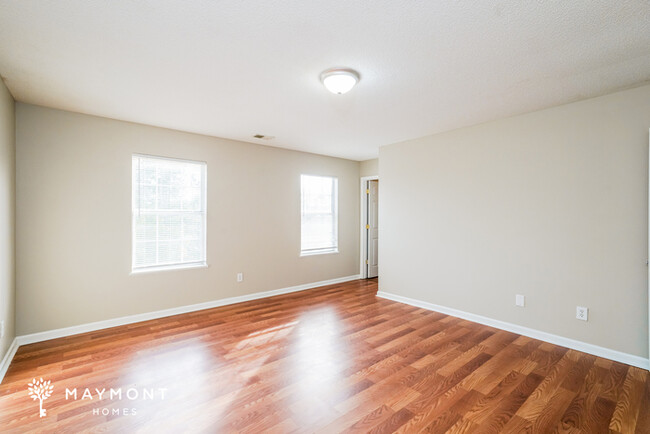Building Photo - 4-Bedroom Home with Fresh Updates in Lexin...