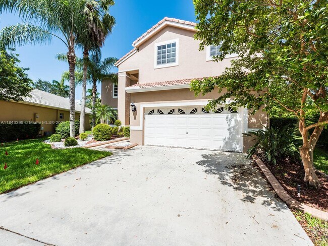 Building Photo - 584 Cambridge Dr
