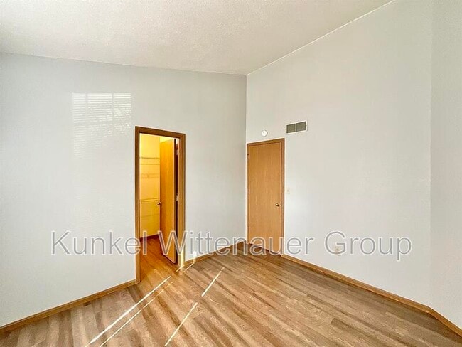 Building Photo - 64 S Cherry Hills