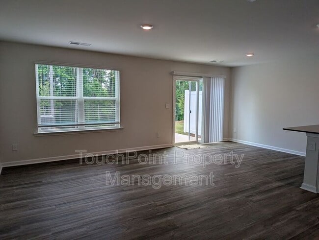 Building Photo - 5132 Hyrule Dr