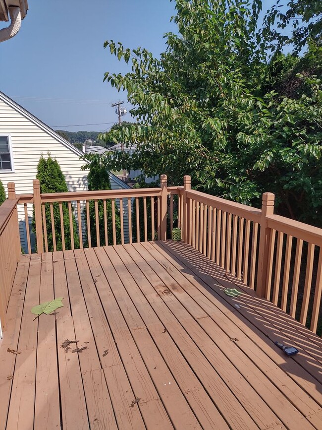 Building Photo - ****Cranston West/Stonehill - Single Famil...