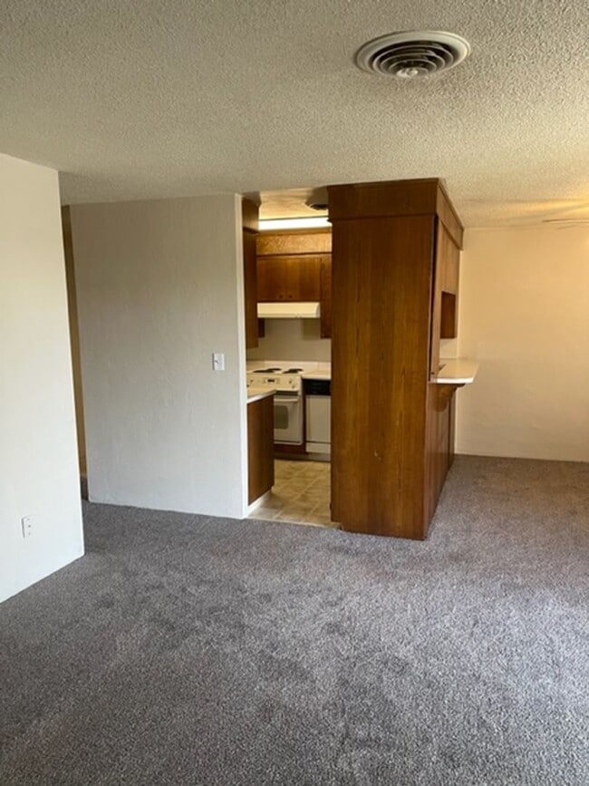 Building Photo - WEST6244