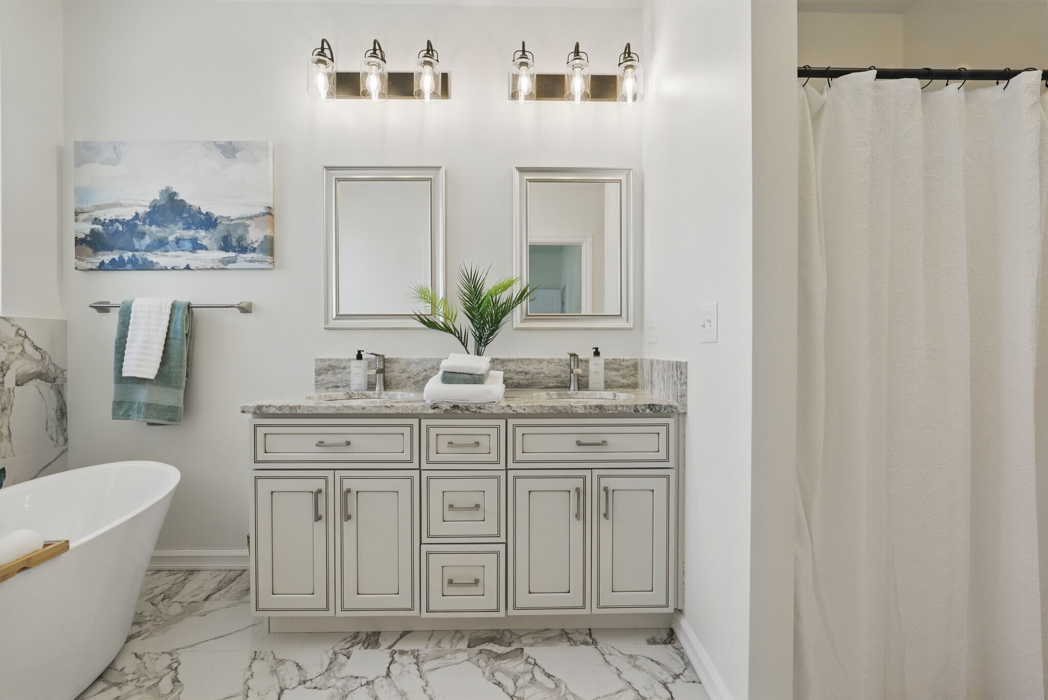 master bath - 2521 S Vera Crest Dr